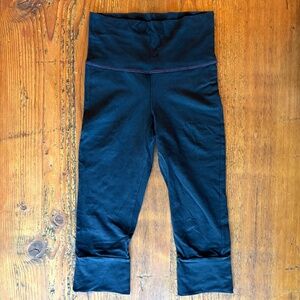 3/$15 Om Girl Black Cropped Leggings. Size Small Organic Cotton